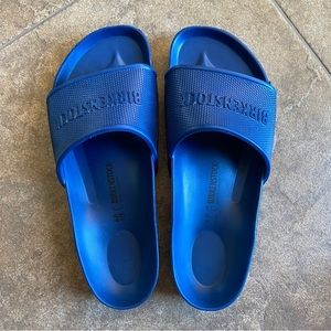 Like New - UNISEX - BIRKENSTOCK Barbados Slides